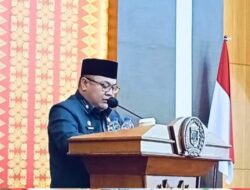 Sekda Kota Lubuk Hadiri Rapat Paripurna DPRD Dalam Rangka Penetapan Propemperda Tahun 2025