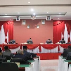 rapat paripurna dengan agenda penyampaian tanggapan terhadap Rencana Kerja Pemerintah Daerah (RKPD) serta Rancangan Anggaran Pendapatan dan Belanja Daerah (APBD) Kabupaten Muratara Tahun Anggaran 2025