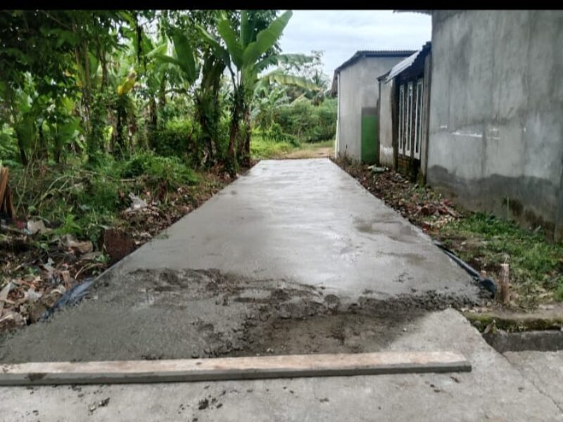 WASPADA! DUGAAAN PENYIMPANGAN PROYEK JALAN RABAT BETON DI LUBUK TANJUNG: UANG NEGARA TERANCAM BOROS?*